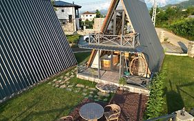 Çicek Bungalov